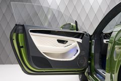 Continental GT SPEED V8 2025 GREEN/BEIGE MULINER