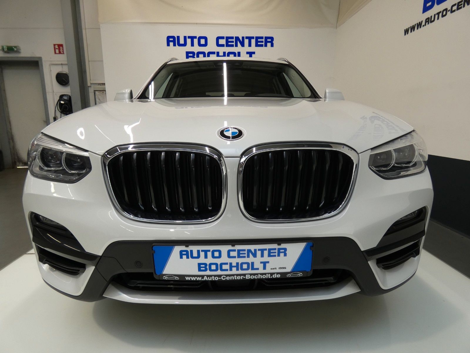 BMW X3 xDrive 30 d Advantage*Live Cockpit*Leder*AHK