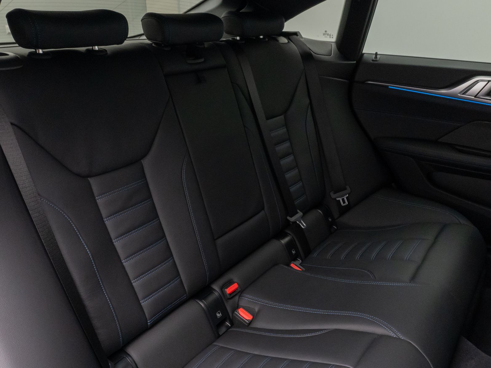 Fahrzeugabbildung BMW i4 eD35 Gran Coupé M Sport 360°HUD DAB H/K Laser