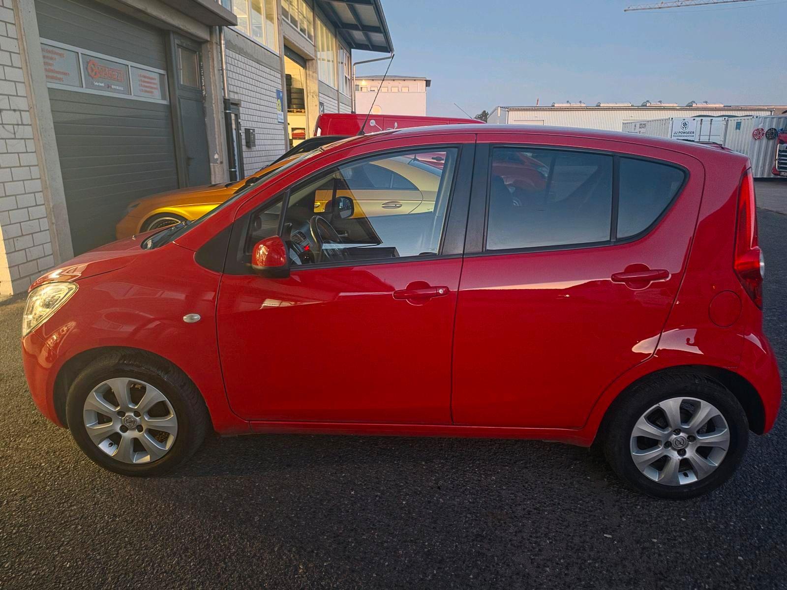 Opel Agila