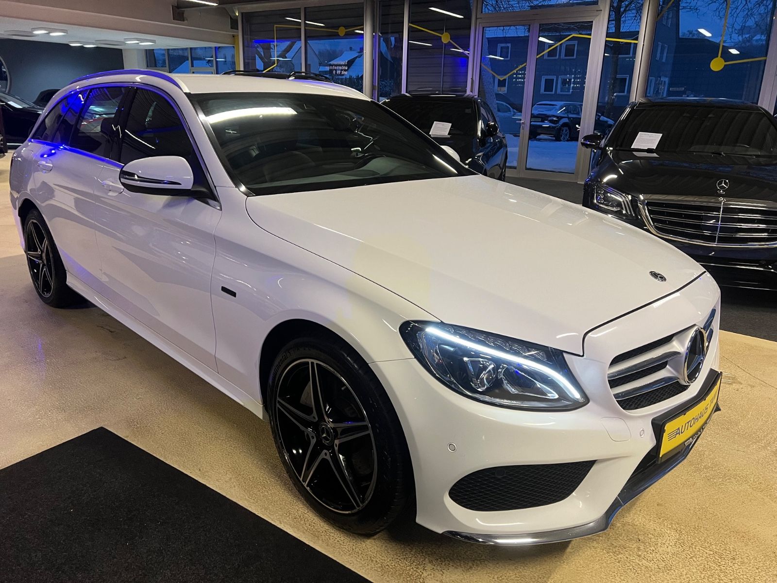 Fahrzeugabbildung Mercedes-Benz C 350 T e Edition C AMG LINE *LED*NAVI*LEDER*