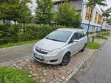 Opel Zafira 1.6 ecoFLEX Family Family - Opel Zafira Gebrauchtwagen in Lübeck