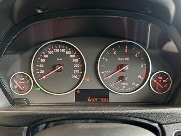 MYAUTOCENTER – Gebraucht- und Jahreswagen mit Werkstattservice in Pfaffenhofen BMW 318d *BUSINESS-PAKET*PDC*NAVI*