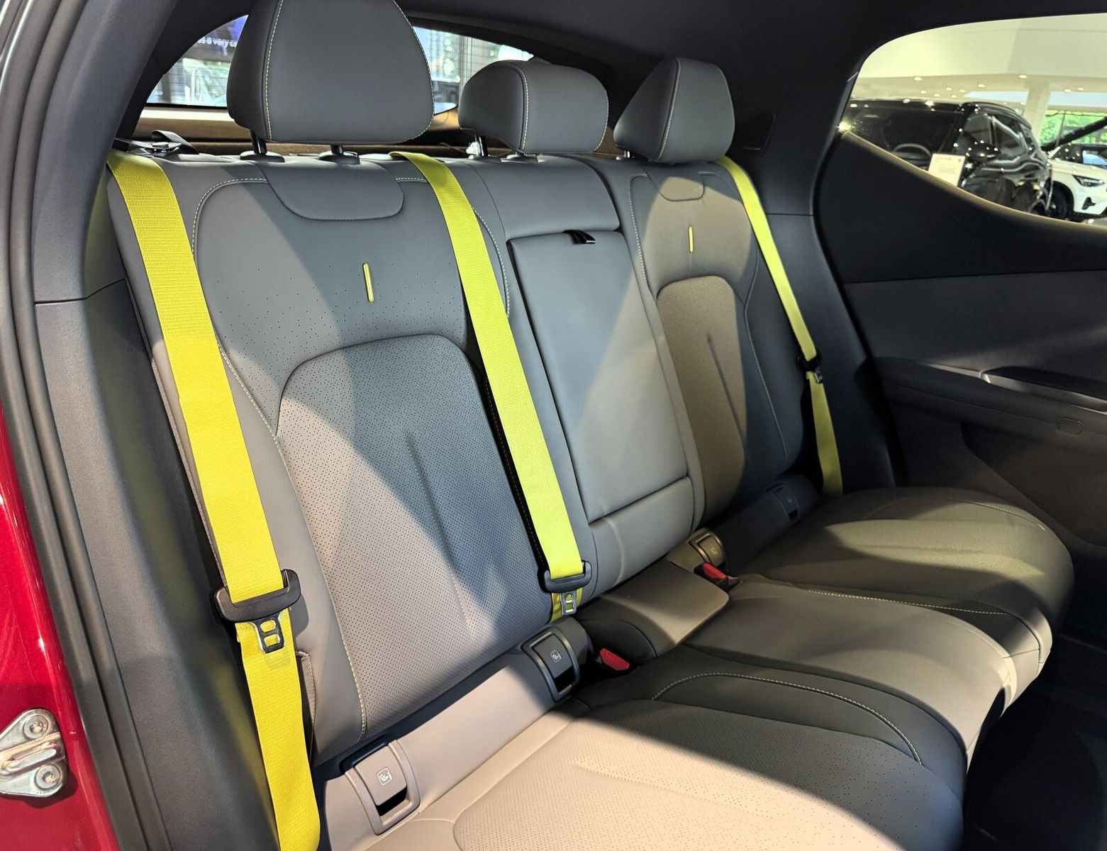 Lynk & Co 02