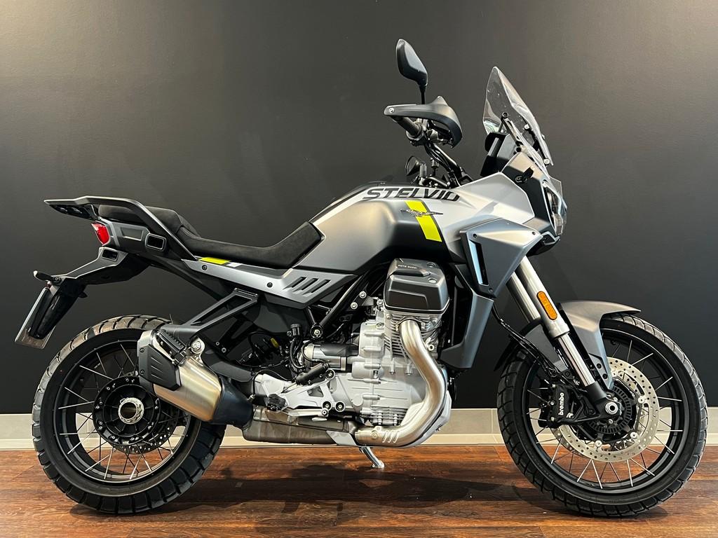 Moto Guzzi Stelvio Aras