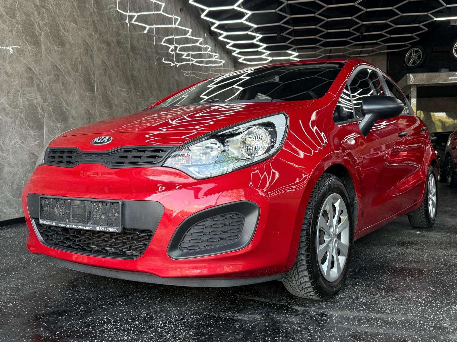 Kia Rio FIFA World Cup Edition