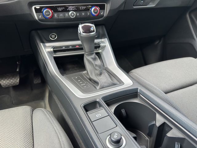 Q3 35 TFSI advanced SITZHEIZUNG AHK ACC