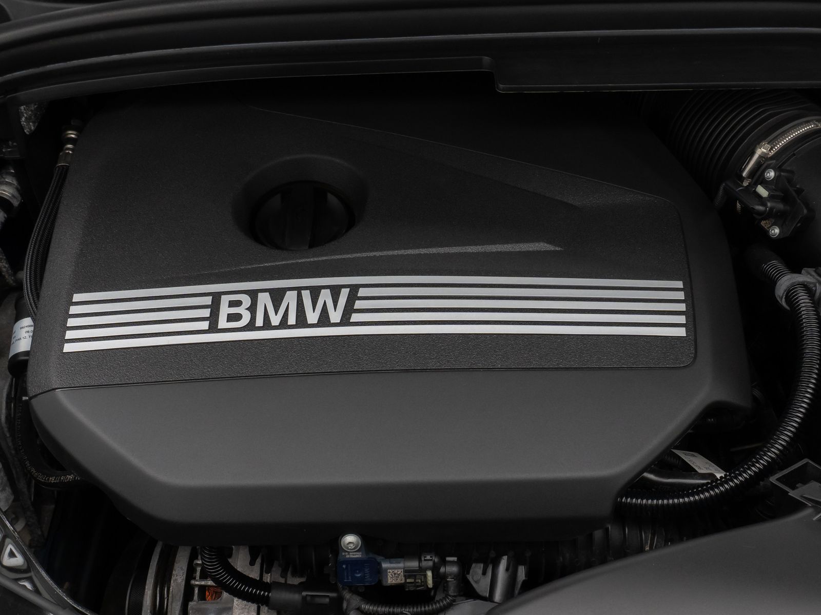 Fahrzeugabbildung BMW 218i Active Tourer 360°HUD DAB Widscreen Komfort