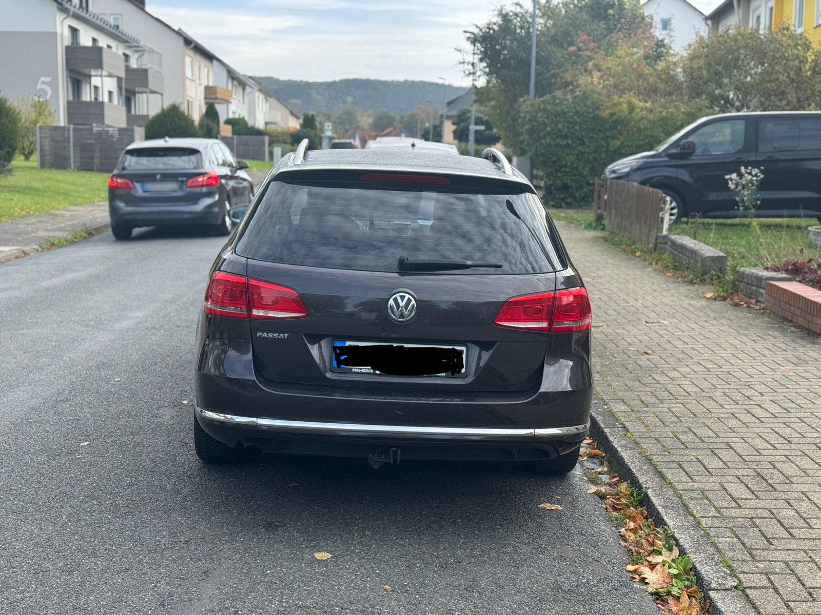 Volkswagen Passat 2011 — engine 122 HP (90kW)