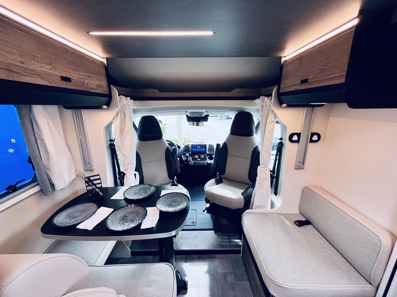 Fahrzeugabbildung XGO Dynamic 98P Modell 2027