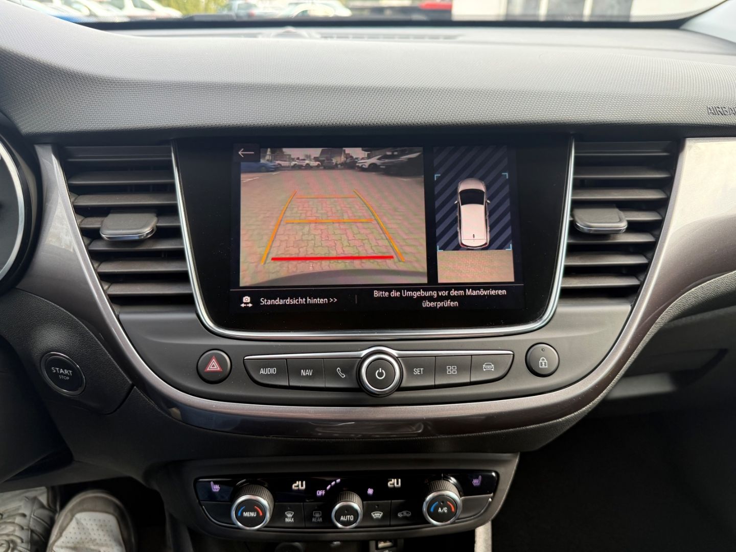 Fahrzeugabbildung Opel Crossland Ultimate SHZ+LZ+Kamera+HeadUp-Display