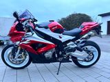 BMW S1000RR - BMW S100 RR