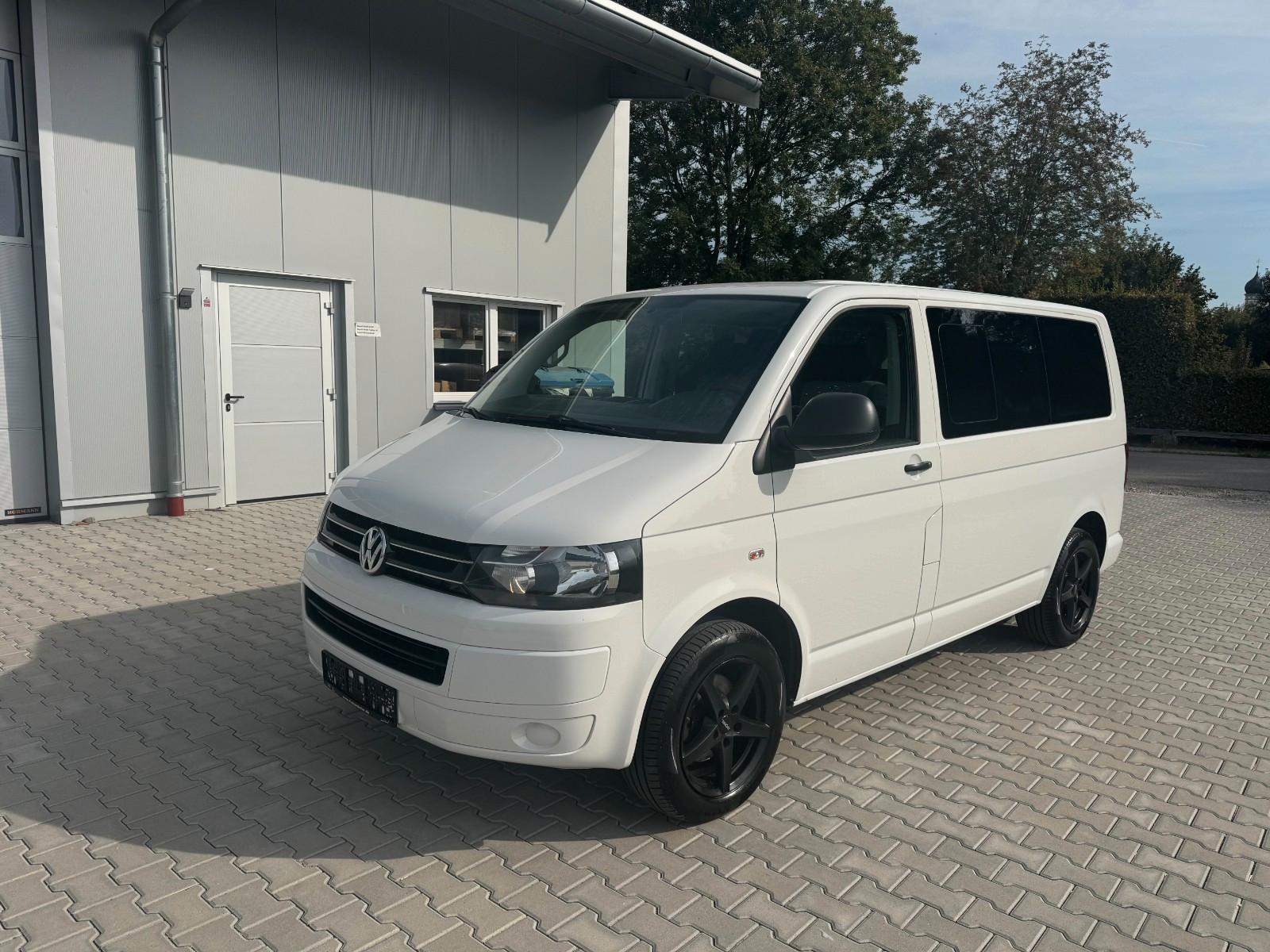 VOLKSWAGEN T5 MULTIVAN STARTLINE 2.0 TDI 140CH - 1ERE MAIN - CHAUFFAGE STATIONNAIRE - CLIMATISATION - BVM - HISTORIQUE ENTRETIEN COMPLET