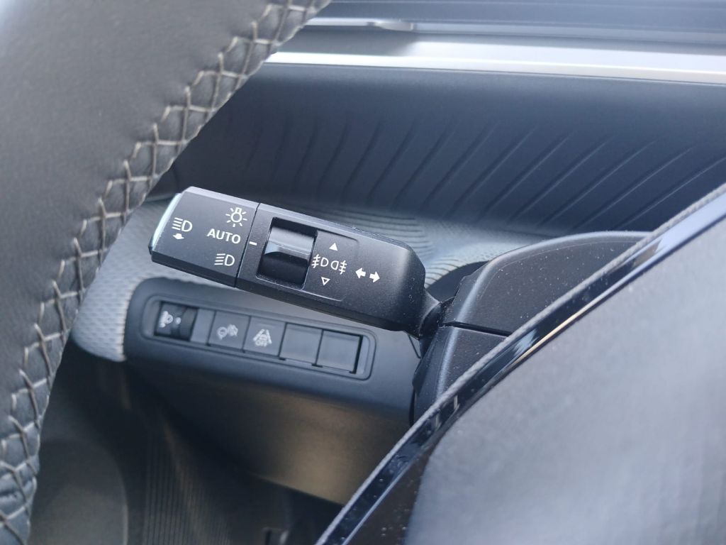 Fahrzeugabbildung Citroën e-C3 MAX *Winter-Paket*LED*11 kW Lader*Navi*Cam*