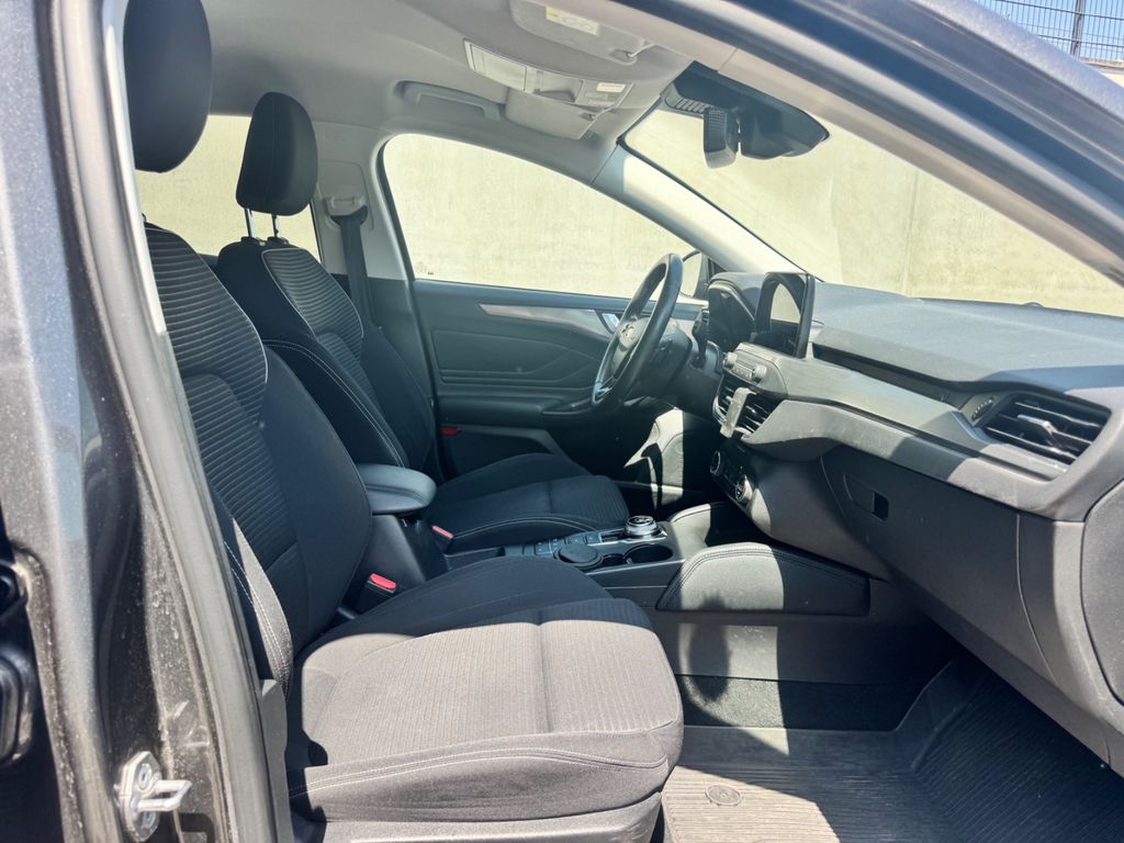 Ford Focus - Bild 8