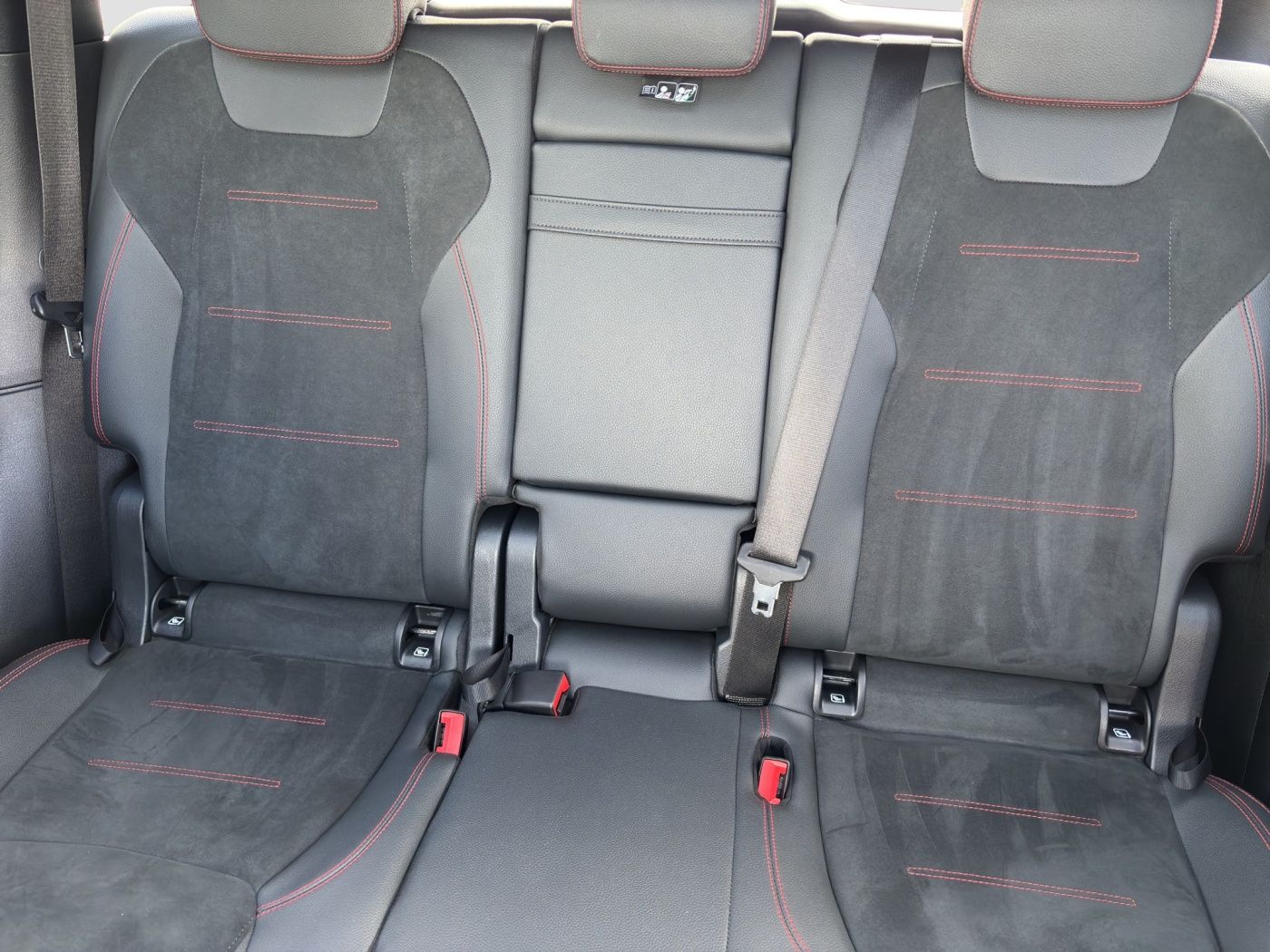 Mercedes-Benz EQB 250+ **AMG Line Advanced*Panorama*Distronic* foto 16