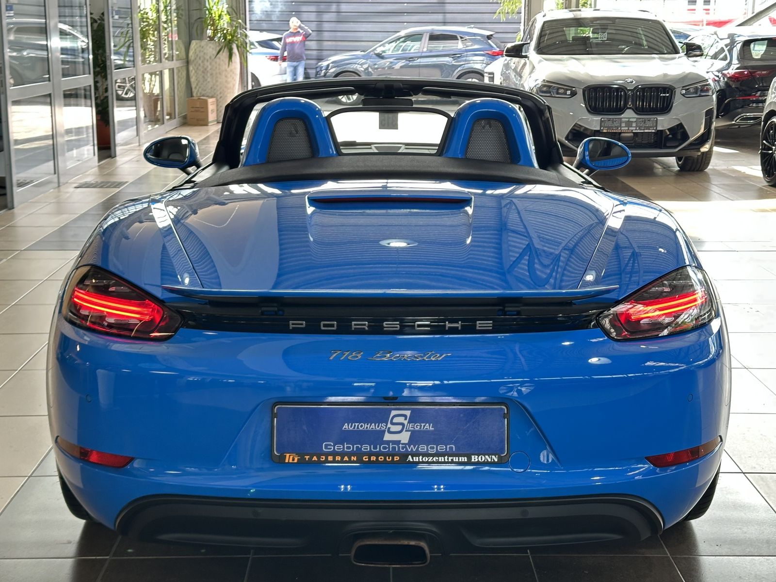 Porsche Boxster 718 Leder BOSE R.Cam Navi Sitzbelüftung foto 5