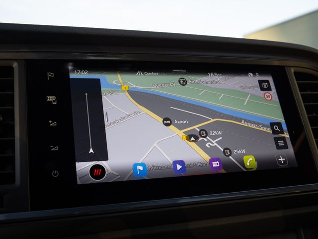 Ateca 1.5 TSI KLIMA SITZHEIZUNG NAVI AHK ACC LED