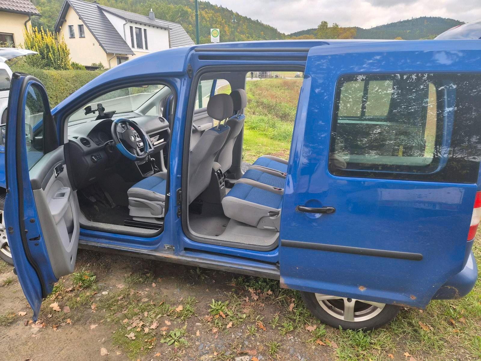 Volkswagen Caddy 2006 — interior