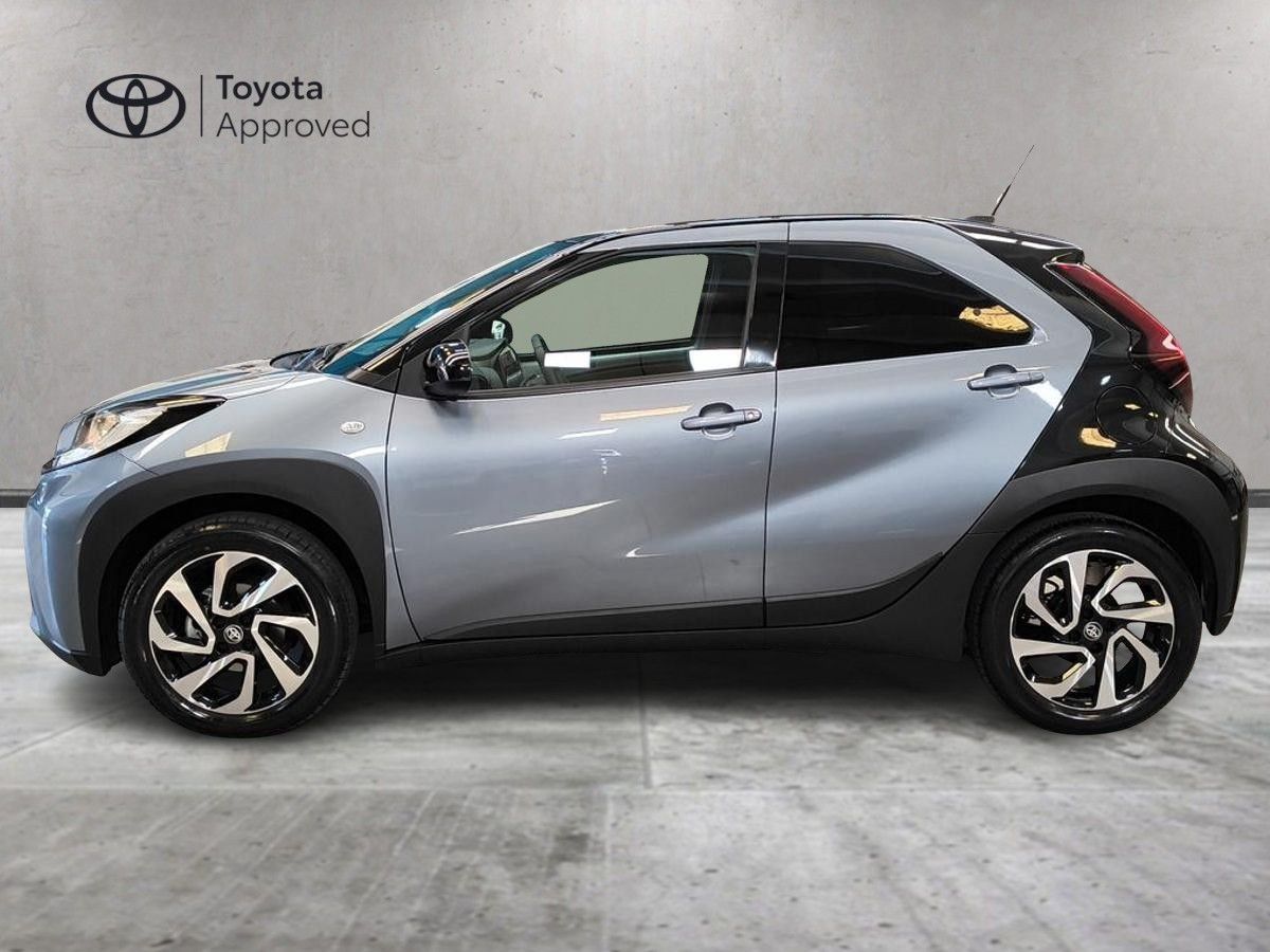 Other TOYOTA Aygo X - Aygo X 1.0 VVT-i 72 CV 5 porte T imagem 3