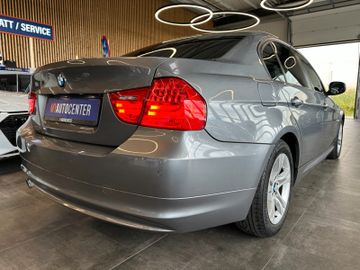 MYAUTOCENTER – Gebraucht- und Jahreswagen mit Werkstattservice in Pfaffenhofen BMW 318 *Klima*TÜV1027*KLIMA*PDC*