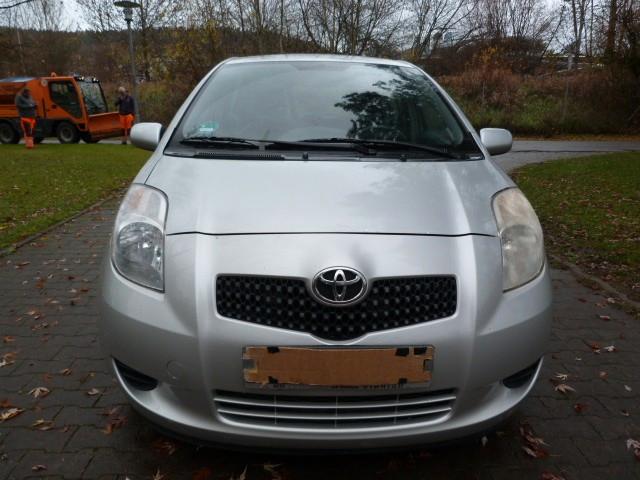Toyota Yaris 1,0-l-VVT-i Cool