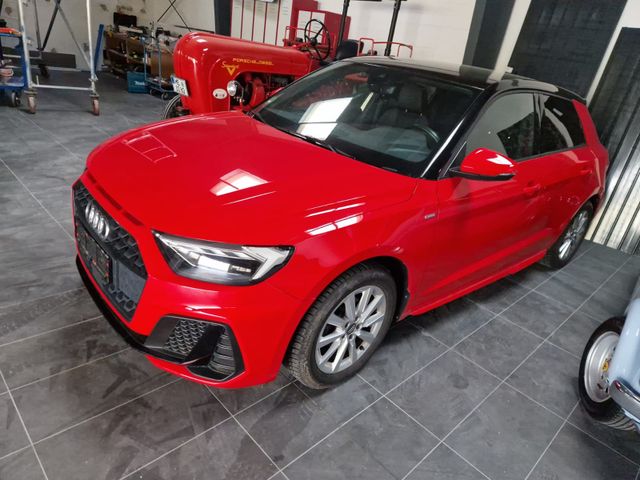AUDI Audi A1 Sport