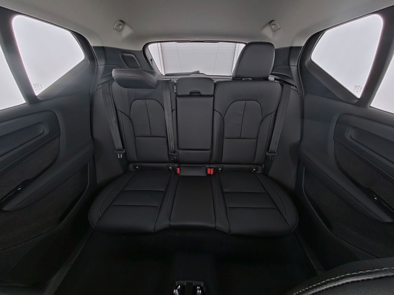 Fahrzeugabbildung Volvo XC 40 B3 Plus Dark | Standheizung | 360°