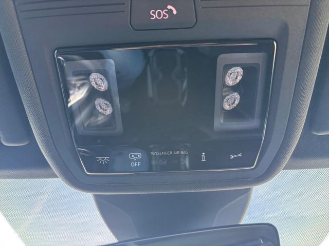 ID.4 Pro Performance electric ACC CarPlay