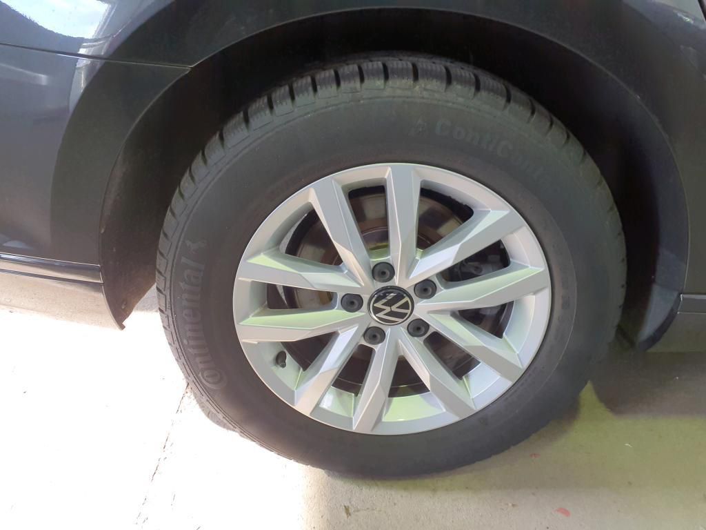 Volkswagen Passat Variant Business 1.5 TSI DSG AHK*RFK*PDC