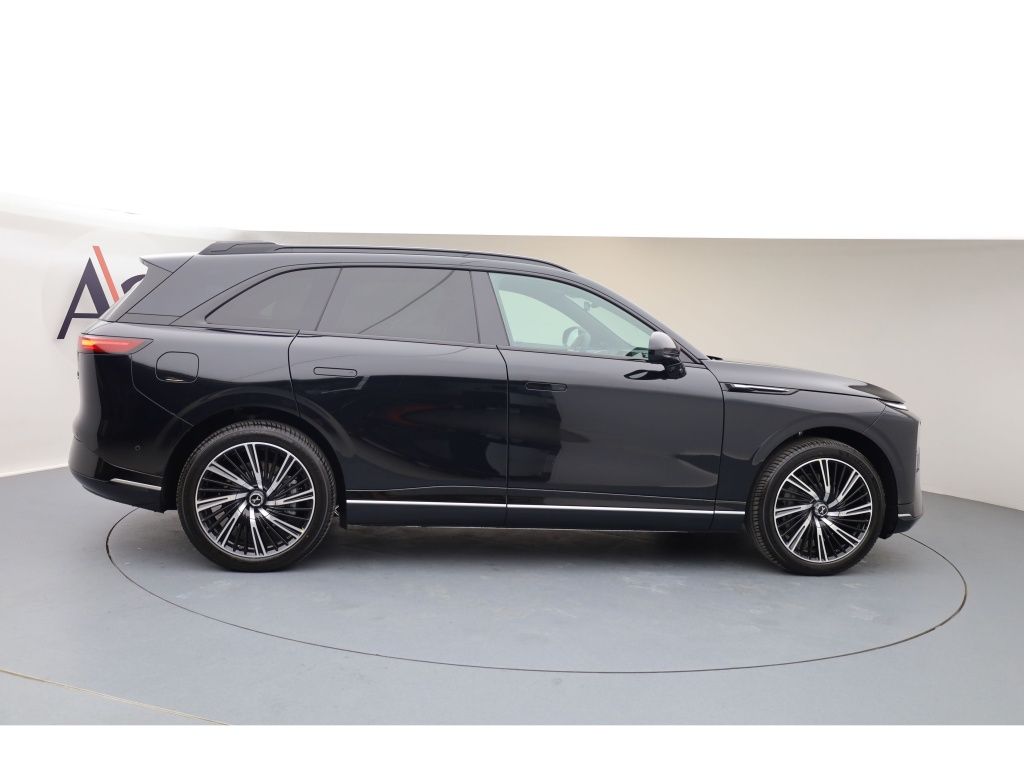 XPENG G9