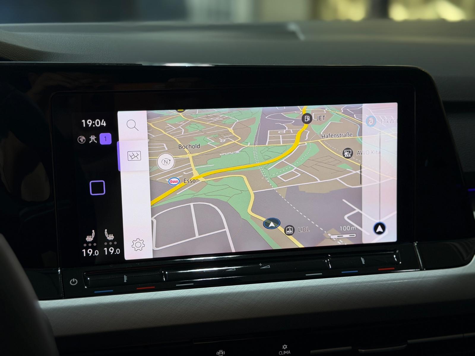 Volkswagen Golf VIII Lim. Life AUTOMATIK PANORAMA LED 1.HD, миниатюра 25