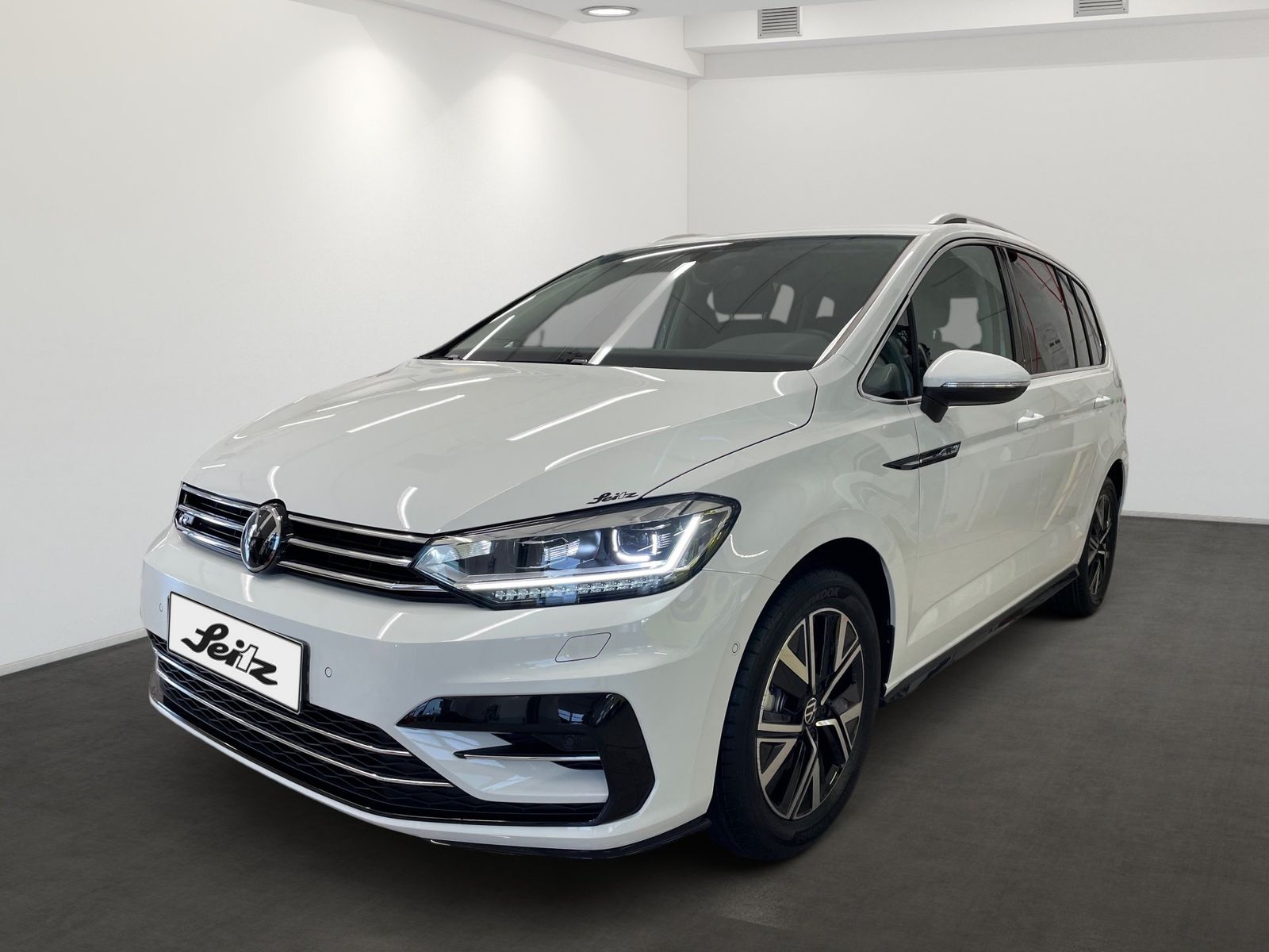 Volkswagen Touran 1.5 TSI Highline AHK NAVI KAMERA foto 2