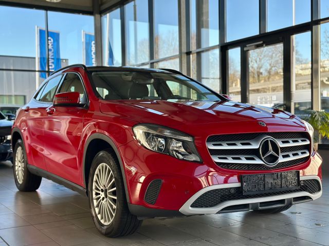 Mercedes-Benz GLA 220 4Matic*Pano*CAM*Off-Road