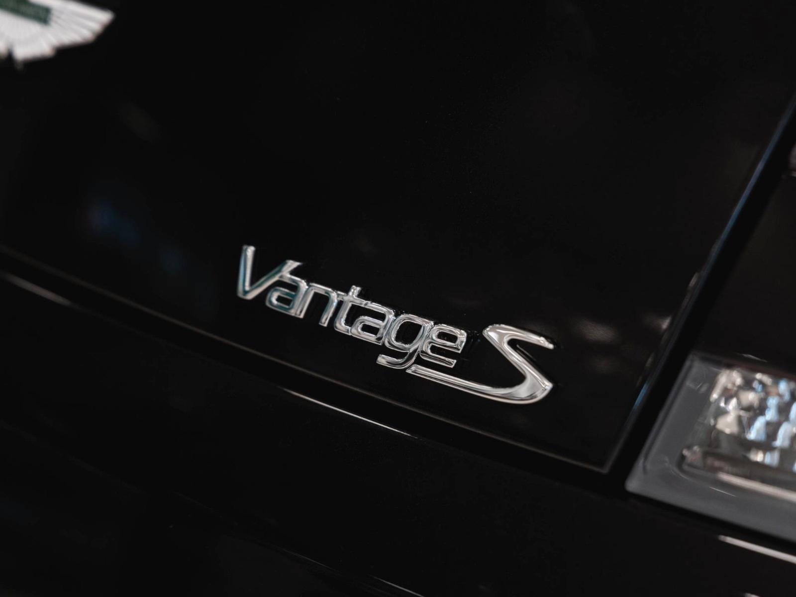 ASTON MARTIN V8 VANTAGE S COUPE