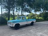 Ford F 250 - blaue Ford F 250