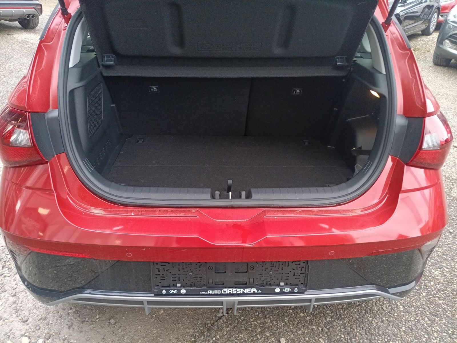 Fahrzeugabbildung Hyundai i20 1.0 T-GDI DCT 100PS Mj.25 Trend BOSE