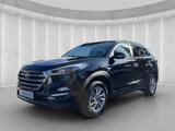 Hyundai Tucson Intro 1.6 i Navi*AHK*Sitz&Lenkhzg - gebrauchte Hyundai Kleinbus
