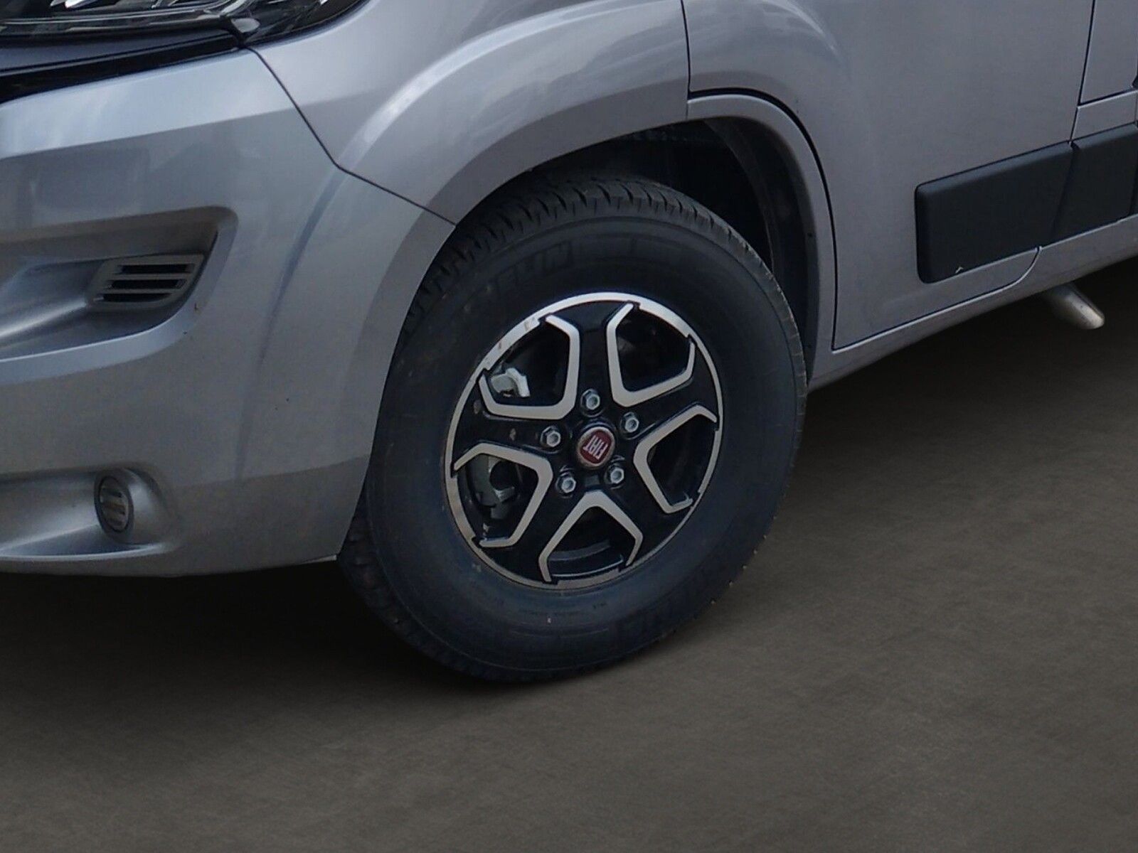 Fahrzeugabbildung Karmann Dexter DE 600 Alufelgen, Automatik, Klima