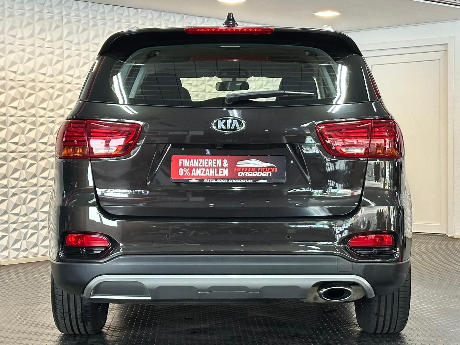 KIA Sorento 2.2CRDi VISION 4WD *AHK#TEMPO#CAM#DAB#LH - Image 6