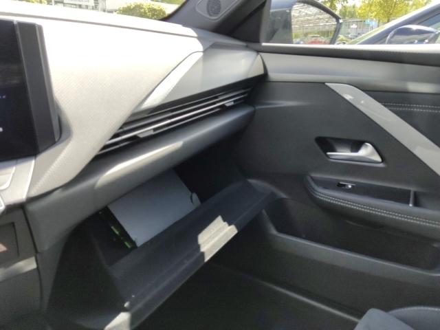 Opel Astra Electric Ultimate Panodach 360 Kamera LED 