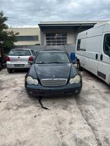 Mercedes-Benz Mercedes  w203 C220 Cdi Schlachter / Teile... - gebrauchte Mercedes-Benz C 220 aus dem Jahr 2002