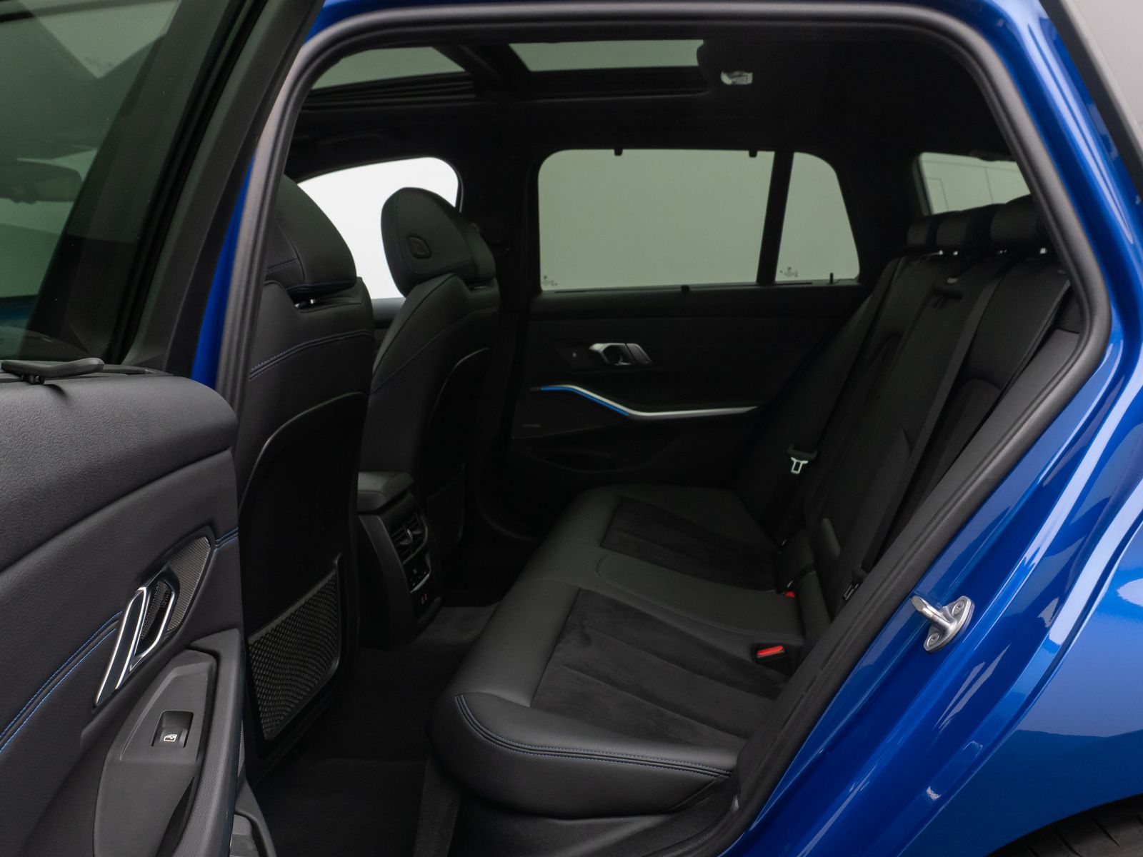 Fahrzeugabbildung BMW M340d xD Panorama 360°HUD DAB H/K Komfort AHK