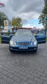 Mercedes-Benz Mercedes Benz E320 Benziner - Mercedes-Benz E 320 in Dortmund