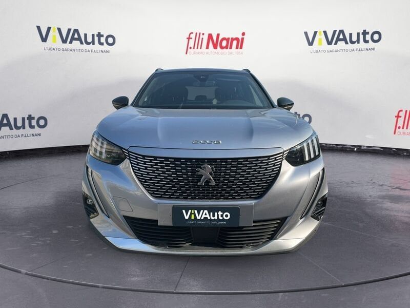 Peugeot 2008 e-2008 GT 100kW imagem 3