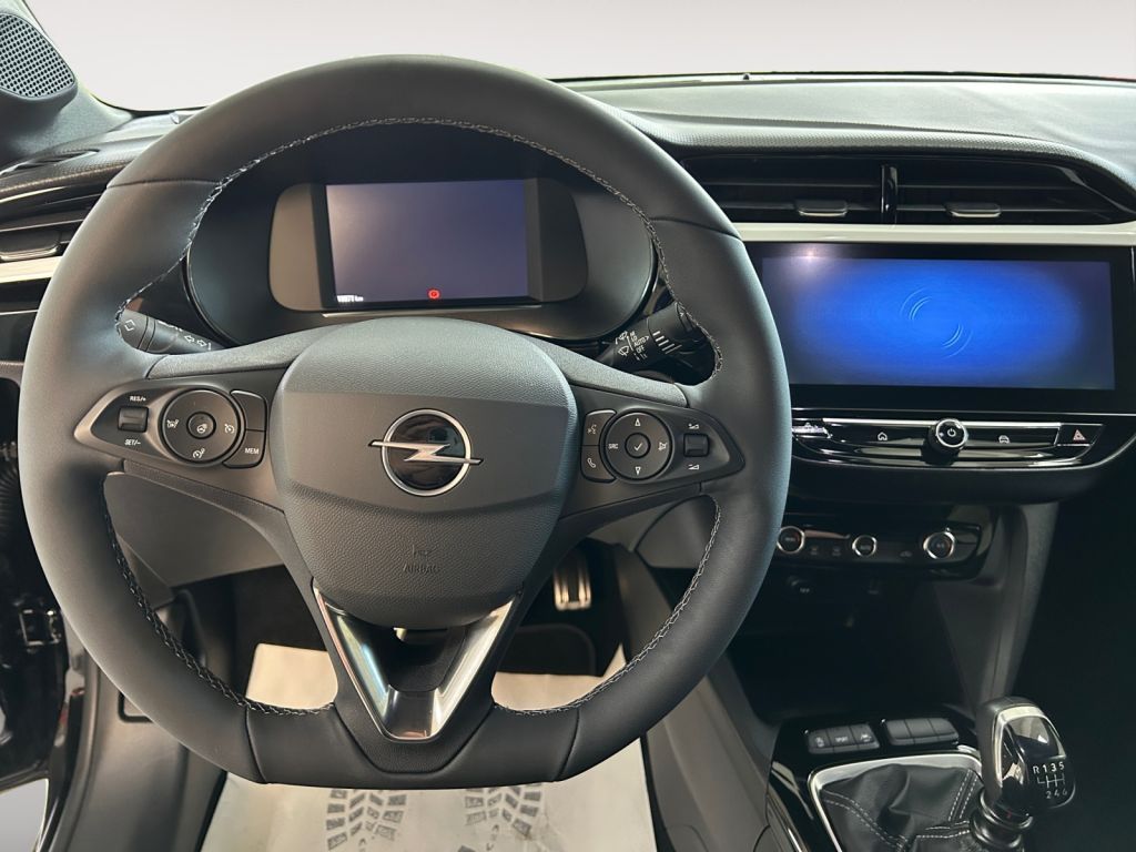 Fahrzeugabbildung Opel Corsa 1.2 GS Navi Sitz/Lenkradheizung PDC LED