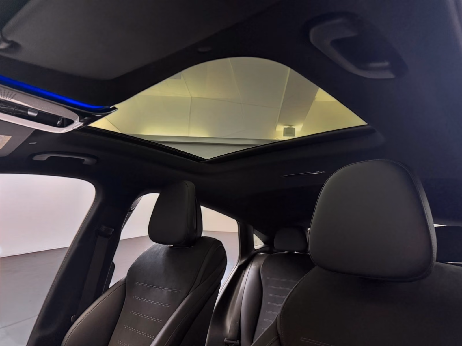 Mercedes-Benz GLC 300 de 4M Coupe AMG LINE x2*PANO*ACC*ADVANCE