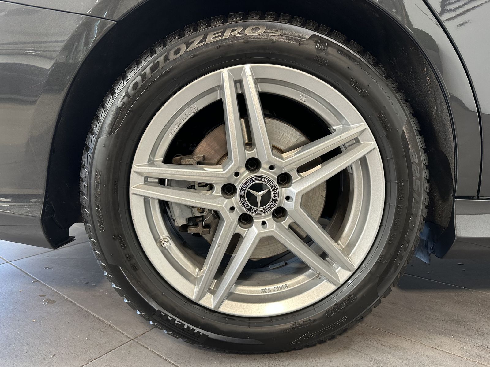 Fahrzeugabbildung Mercedes-Benz C 300d T AMG-Line NAV+LED+BURMESTER+SHZ+TEMPOMAT