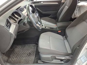 Volkswagen Passat Variant - 7
