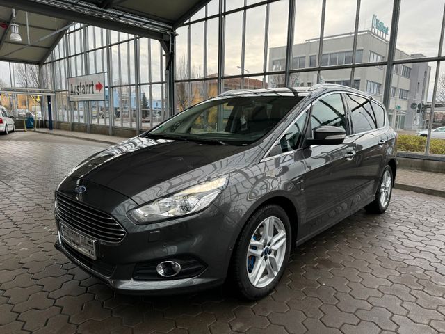 Ford S-Max S-MAX Titanium Standheizung 7Sitze